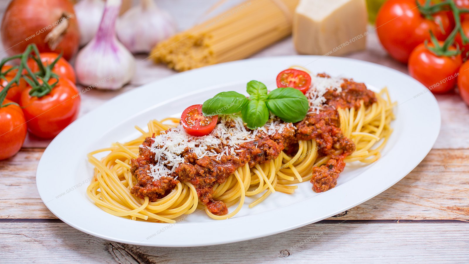 Spaghetti mit Hackfleischsauce - Nudelgerichte mit Fleisch