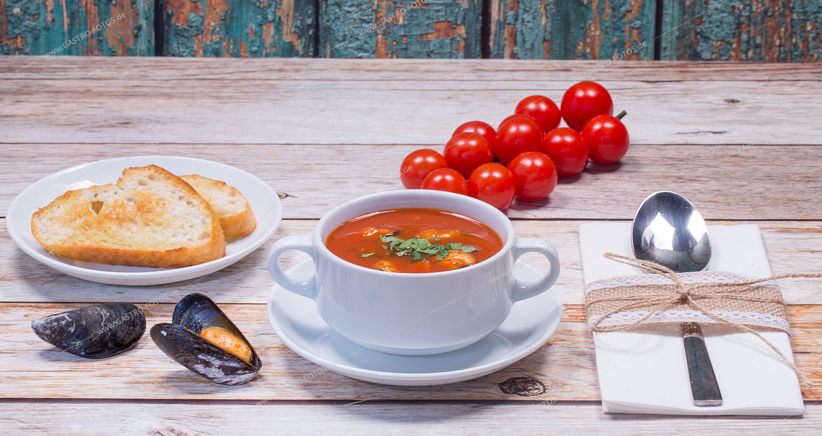Tomatensuppe mit Miesmuscheln - Suppen & Eintöpfe mit Meeresfrüchten